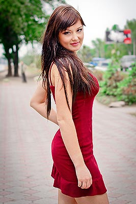 Cheerful woman Elena from Zaporozhye (Ukraine), 45 yo, hair color chestnut